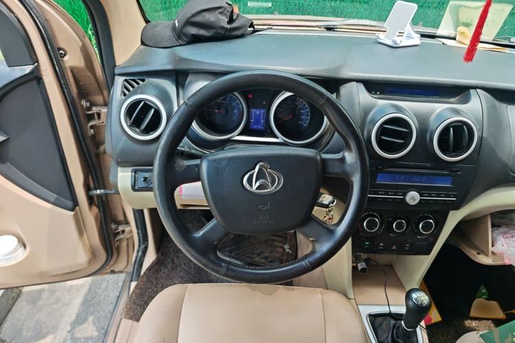 Used CHANGAN KAICHENG Ounuo S 2012 1.5L Luxury Model Steering Wheel