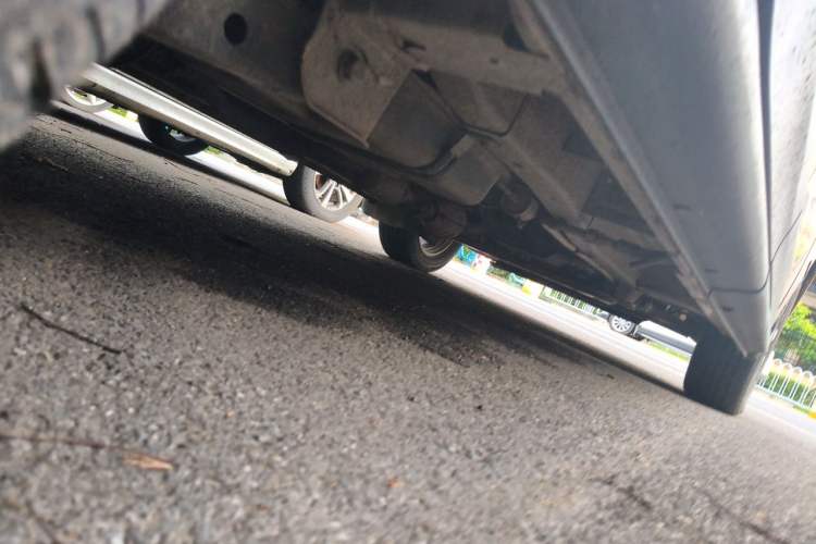 Used CHANGAN KAICHENG Ounuo S 2012 1.5L Luxury Model Chassis Rear Right