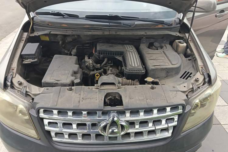 Used CHANGAN KAICHENG Ounuo S 2012 1.5L Standard Version Engine Bay