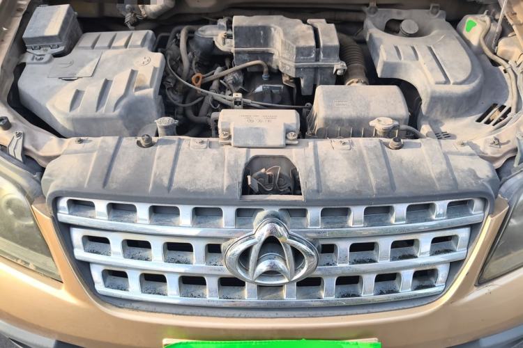 Used CHANGAN KAICHENG Ounuo S 2012 1.5L Luxury Model Engine Bay