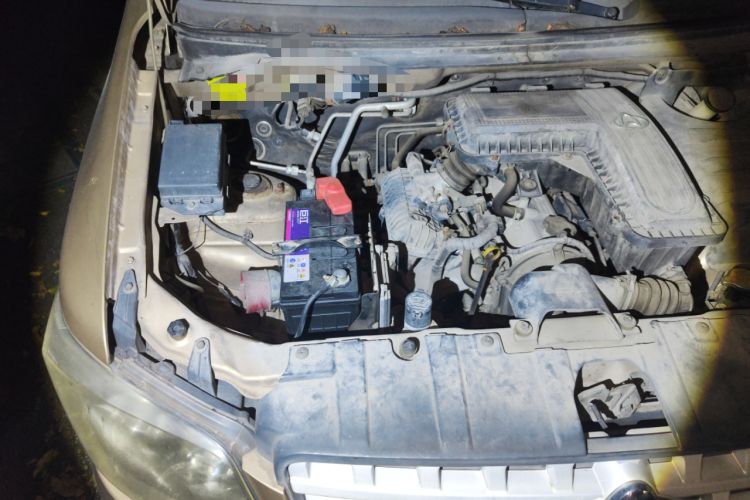 Used CHANGAN KAICHENG Ounuo S 2012 1.3L Standard Version Engine Bay Right