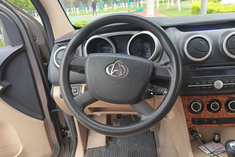 Used CHANGAN KAICHENG Ounuo S 2012 1.5L Standard Version Steering Wheel