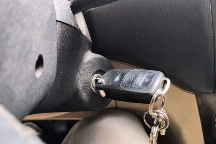 Used CHANGAN KAICHENG Ounuo S 2012 1.5L Luxury Model Vehicle Key