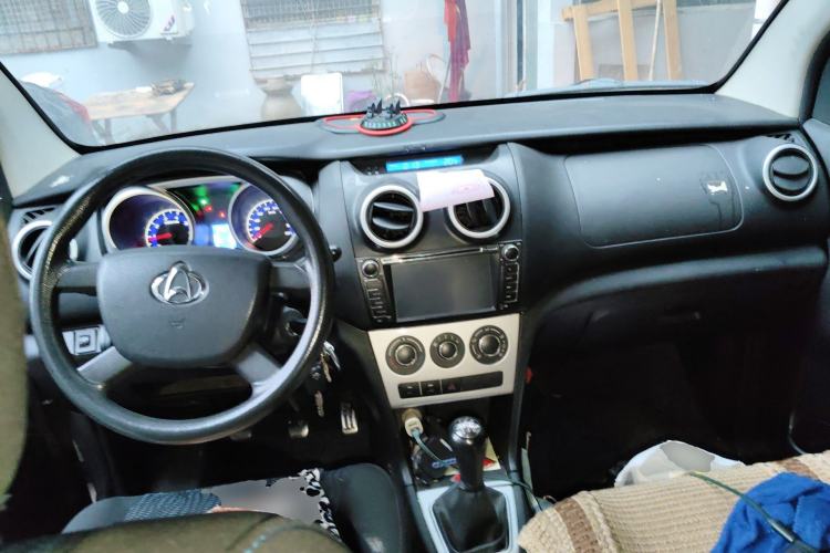 Used CHANGAN KAICHENG Ounuo S 2012 1.3L Base Version Center Console