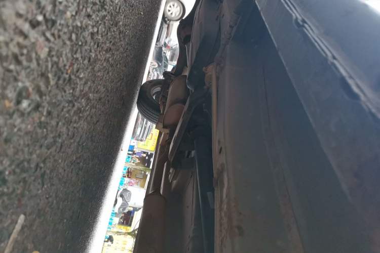 Used CHANGAN KAICHENG Ounuo S 2012 1.3L Standard Version Chassis Front Right