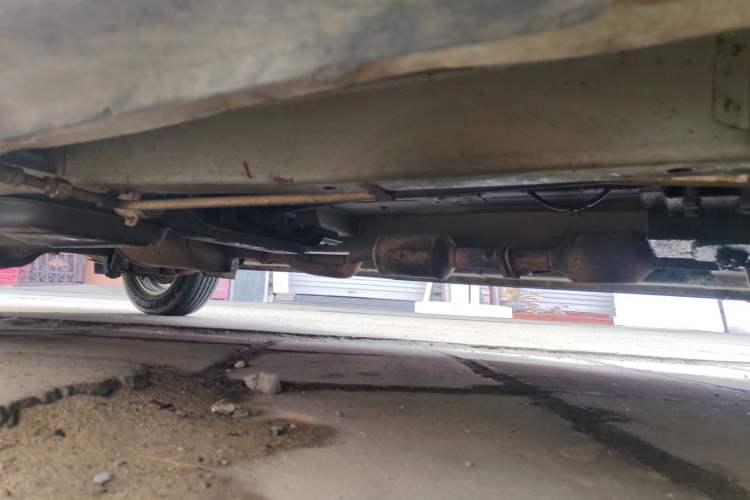 Used CHANGAN KAICHENG Ounuo S 2012 1.5L Standard Version Chassis Front Right