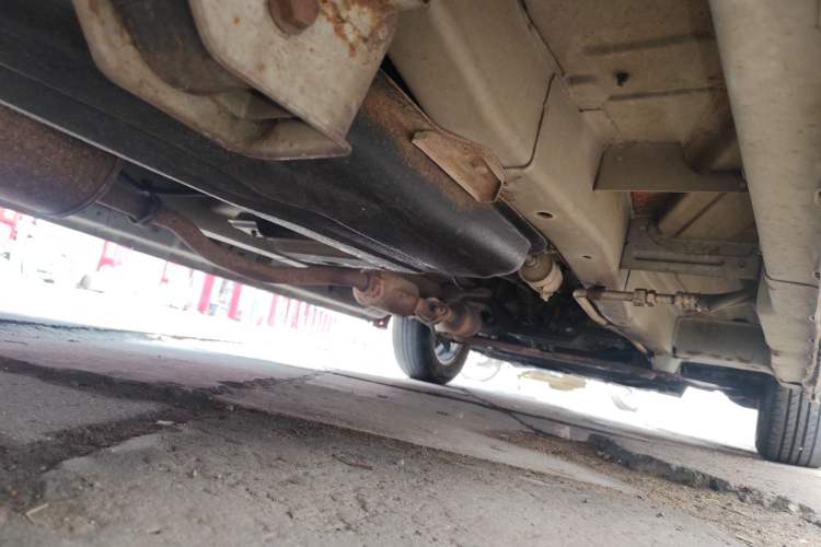 Used CHANGAN KAICHENG Ounuo S 2012 1.5L Standard Version Chassis Rear Right