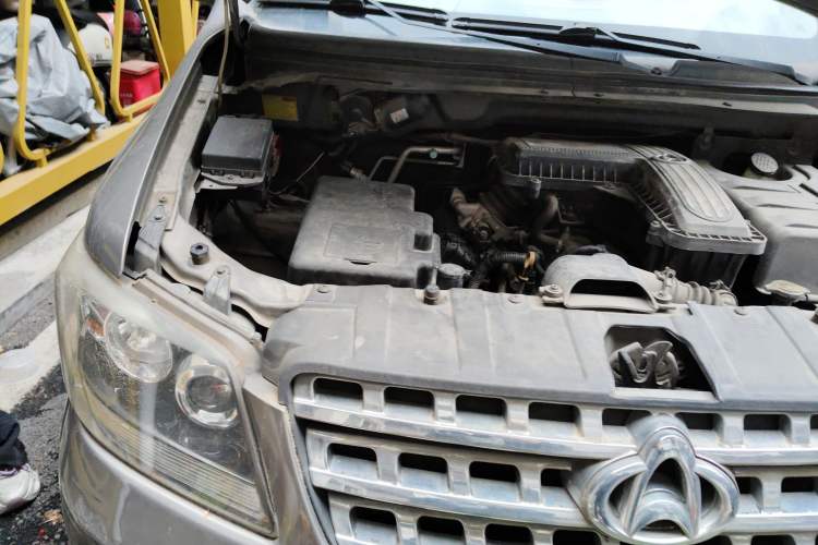 Used CHANGAN KAICHENG Ounuo S 2012 1.3L Base Version Engine Bay Right