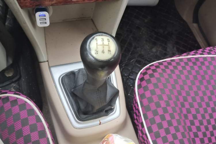 Used CHANGAN KAICHENG Ounuo S 2012 1.3L Standard Version Gear Lever
