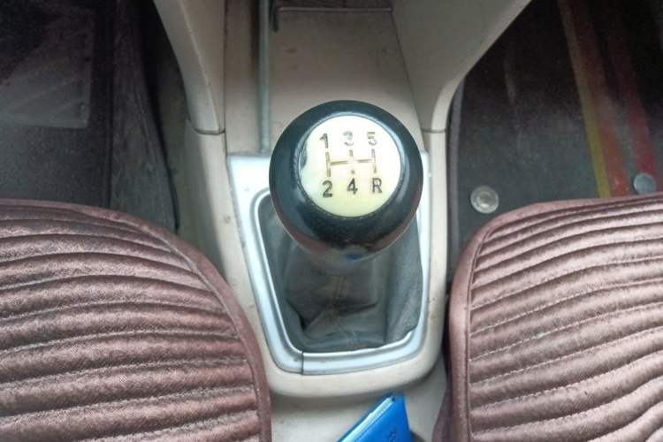 Used CHANGAN KAICHENG Ounuo S 2012 1.3L Elite Version Gear Lever