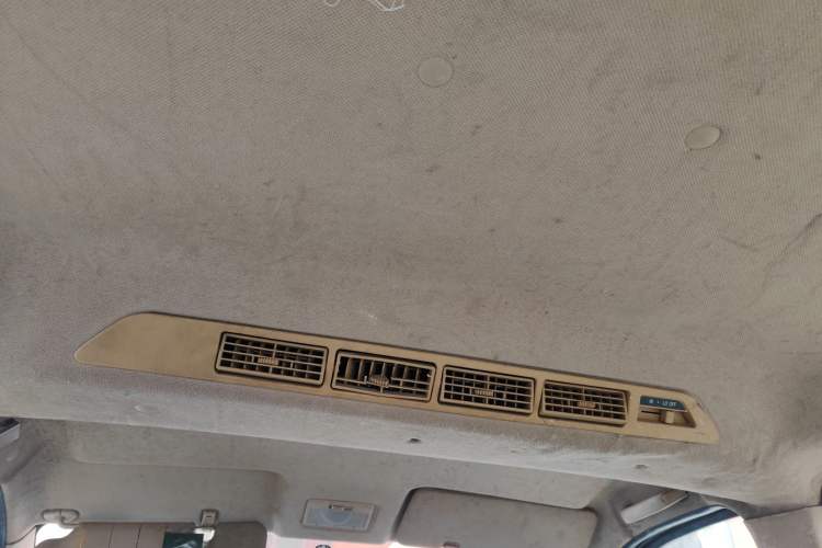 Used CHANGAN KAICHENG Ounuo S 2012 1.5L Standard Version Headliner