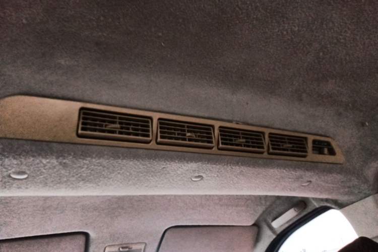 Used CHANGAN KAICHENG Ounuo S 2012 1.3L Elite Version Headliner