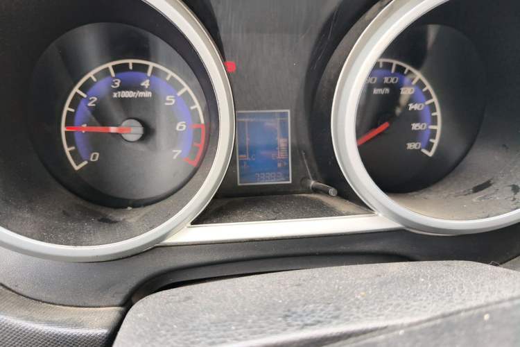 Used CHANGAN KAICHENG Ounuo S 2012 1.3L Base Version Odometer Close Up