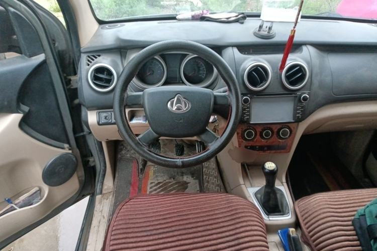 Used CHANGAN KAICHENG Ounuo S 2012 1.3L Elite Version Steering Wheel