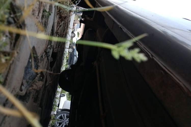 Used CHANGAN KAICHENG Ounuo S 2012 1.5L Standard Version Chassis Front Right