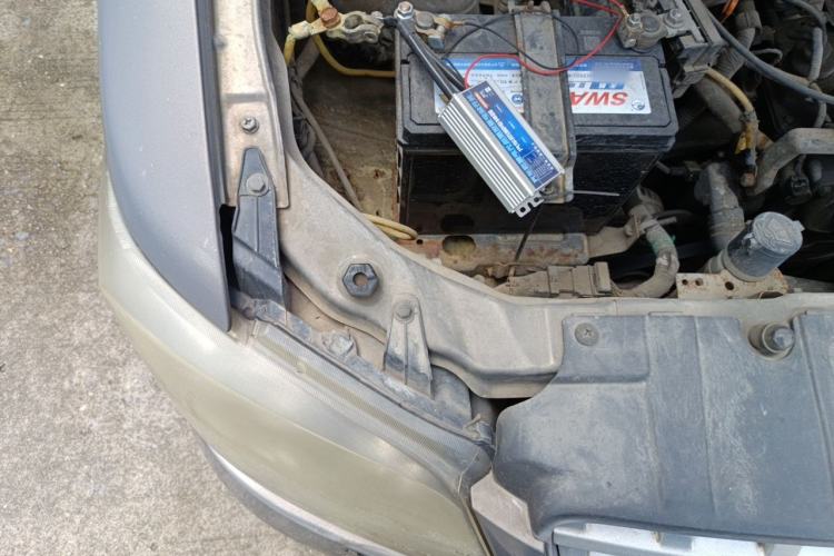 Used CHANGAN KAICHENG Ounuo S 2012 1.5L Standard Version Engine Bay Right