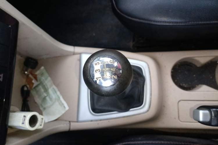 Used CHANGAN KAICHENG Ounuo S 2012 1.5L Standard Version Gear Lever