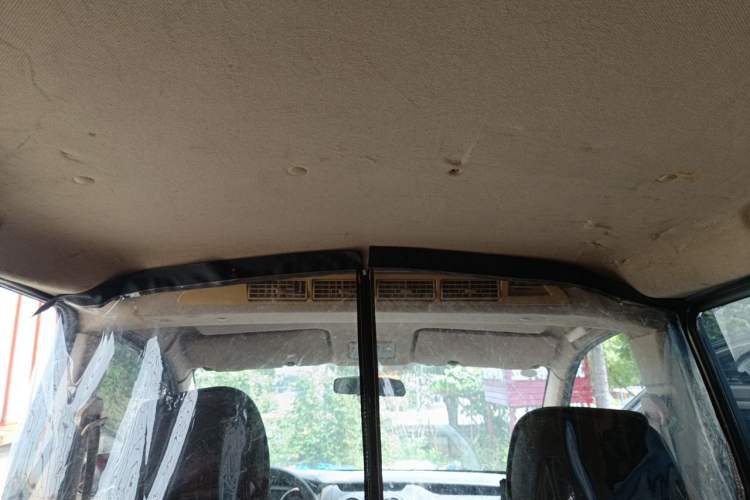 Used CHANGAN KAICHENG Ounuo S 2012 1.5L Standard Version Headliner