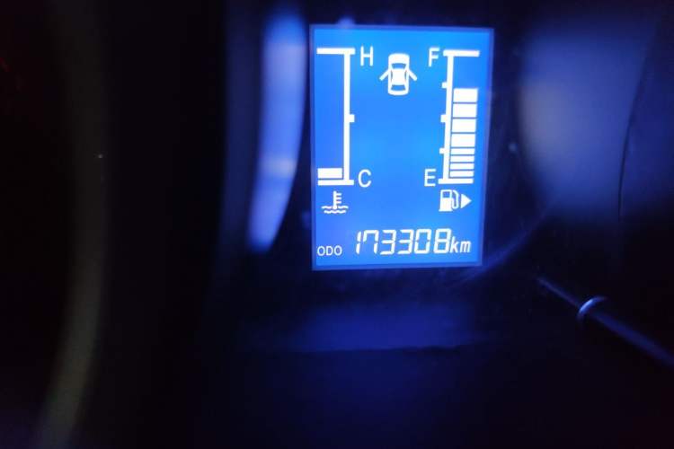 Used CHANGAN KAICHENG Ounuo S 2012 1.5L Elite Version Odometer Close Up
