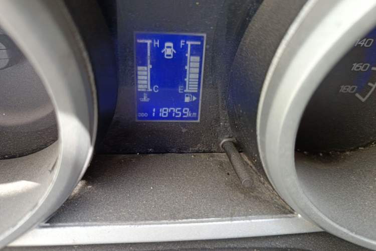 Used CHANGAN KAICHENG Ounuo S 2012 1.5L Standard Version Odometer Close Up