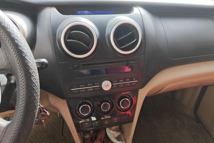 Used CHANGAN KAICHENG Ounuo S  Audio And AC Panel
