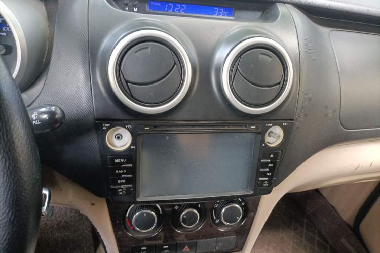 Used CHANGAN KAICHENG Ounuo S 2012 1.5L Standard Version Audio And AC Panel
