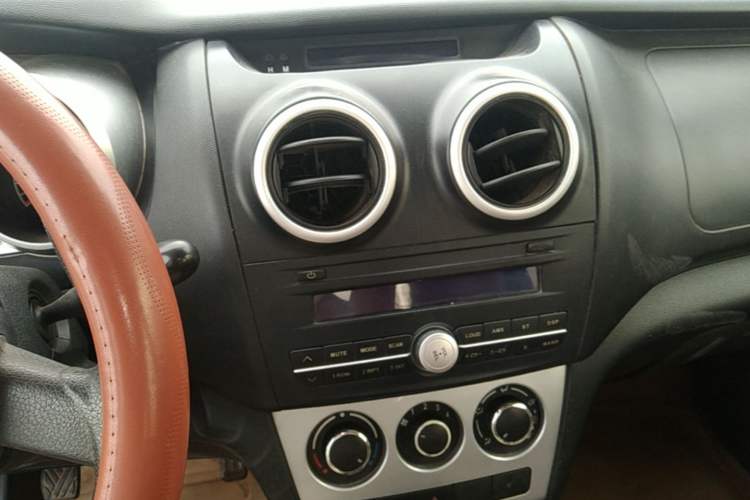 Used CHANGAN KAICHENG Ounuo S 2012 1.3L Base Version Audio And AC Panel