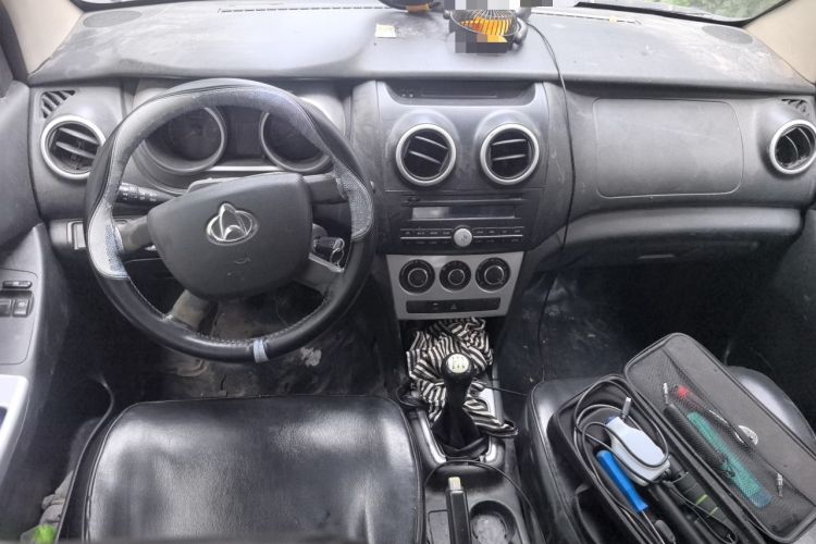 Used CHANGAN KAICHENG Ounuo S 2012 1.3L Base Version Center Console