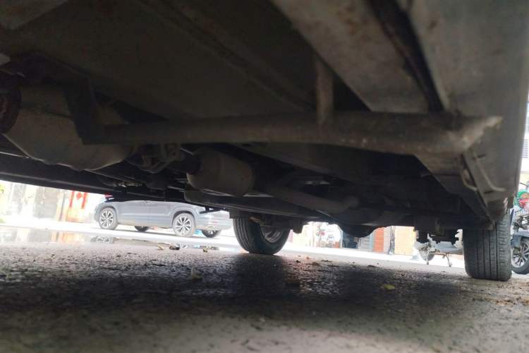 Used CHANGAN KAICHENG Ounuo S 2012 1.5L Standard Version Chassis Front Left