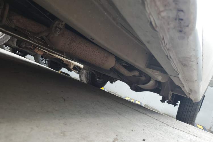 Used CHANGAN KAICHENG Ounuo S 2012 1.3L Base Version Chassis Front Left