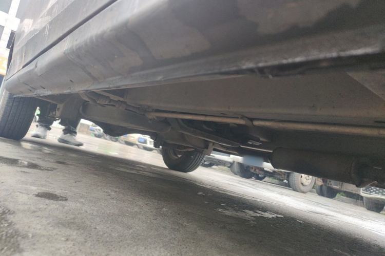 Used CHANGAN KAICHENG Ounuo S 2012 1.3L Elite Version Chassis Front Right