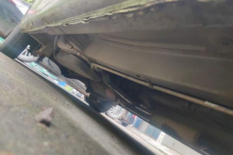 Used CHANGAN KAICHENG Ounuo S 2012 1.3L Standard Version Chassis Front Right