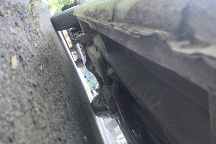 Used CHANGAN KAICHENG Ounuo S 2012 1.3L Base Version Chassis Front Right