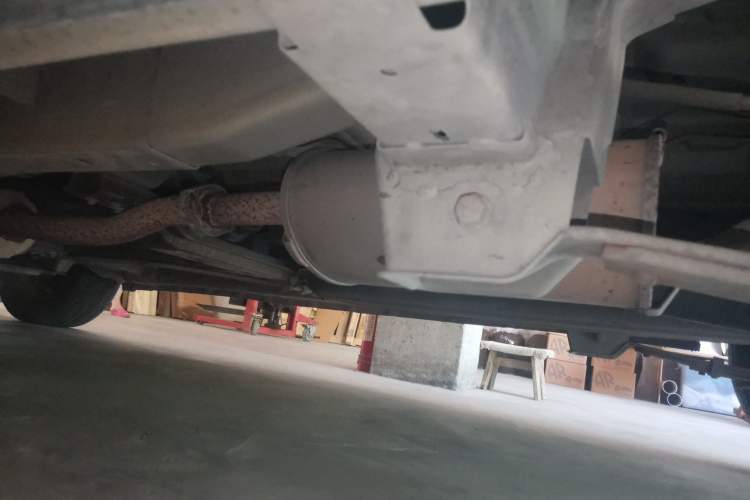 Used CHANGAN KAICHENG Ounuo S 2012 1.3L Elite Version Chassis Rear Left