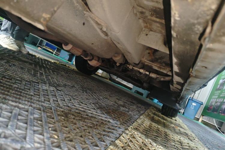 Used CHANGAN KAICHENG Ounuo S 2012 1.5L Elite Version Chassis Rear Right