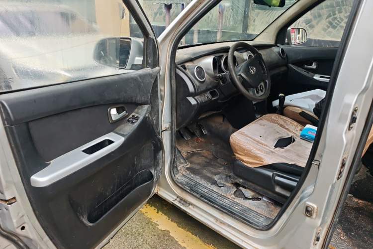 Used CHANGAN KAICHENG Ounuo S 2012 1.3L Base Version Driver Seat