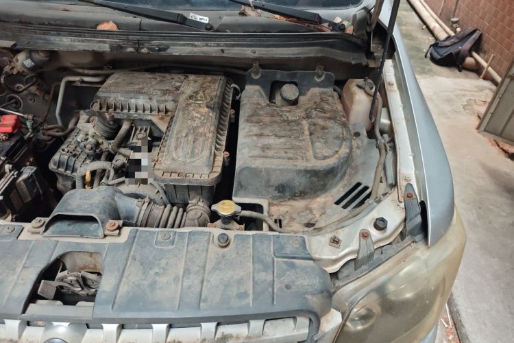 Used CHANGAN KAICHENG Ounuo S 2012 1.3L Base Version Engine Bay Left