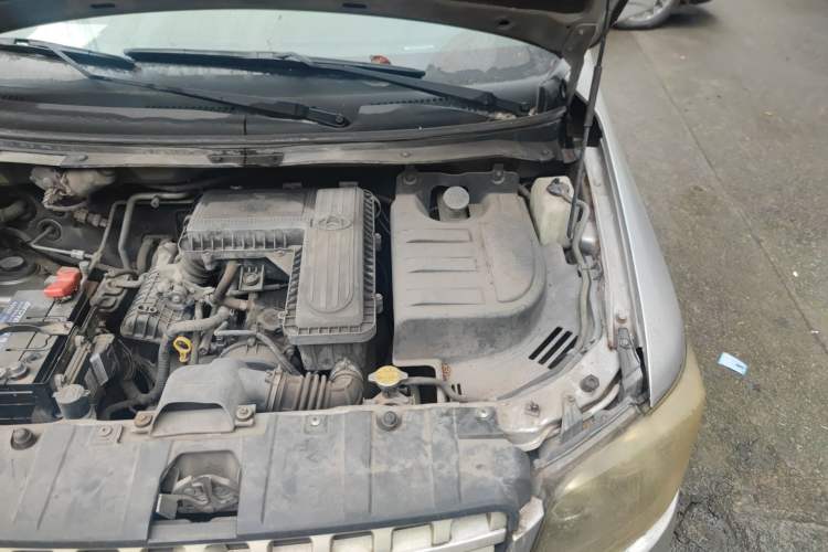 Used CHANGAN KAICHENG Ounuo S 2012 1.3L Standard Version Engine Bay Left