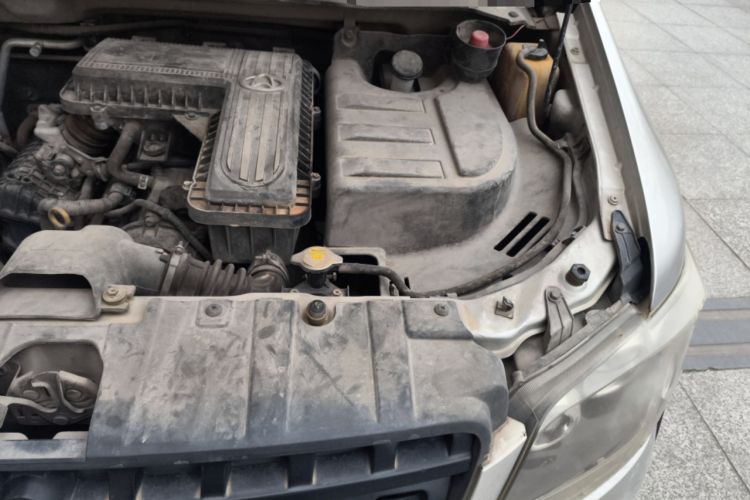 Used CHANGAN KAICHENG Ounuo S 2012 1.3L Base Version Engine Bay Left