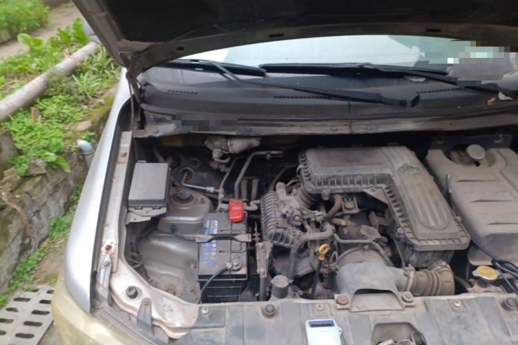 Used CHANGAN KAICHENG Ounuo S 2012 1.3L Base Version Engine Bay Right