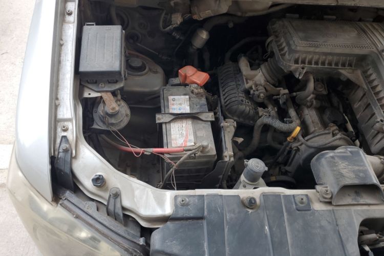 Used CHANGAN KAICHENG Ounuo S 2012 1.3L Base Version Engine Bay Right