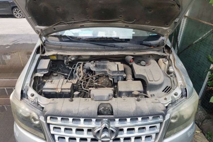 Used CHANGAN KAICHENG Ounuo S 2012 1.5L Standard Version Engine Bay