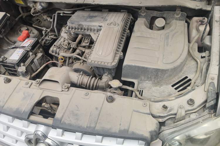 Used CHANGAN KAICHENG Ounuo S 2012 1.3L Standard Version Engine Bay