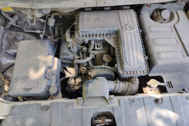Used CHANGAN KAICHENG Ounuo S 2012 1.3L Base Version Engine Bay