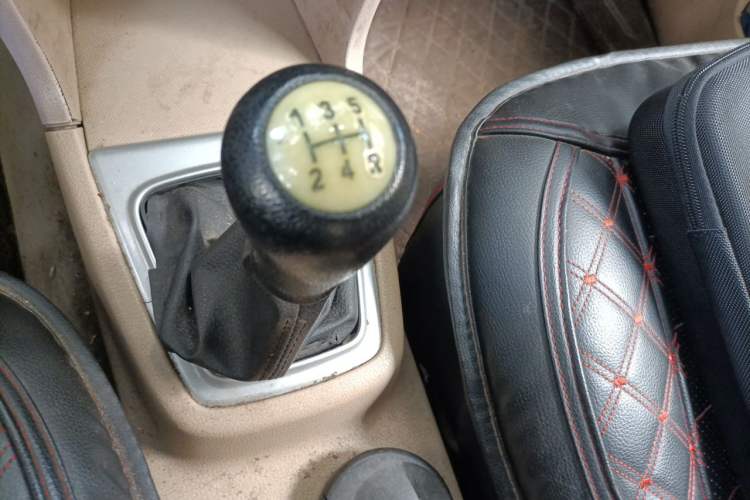 Used CHANGAN KAICHENG Ounuo S 2012 1.5L Standard Version Gear Lever