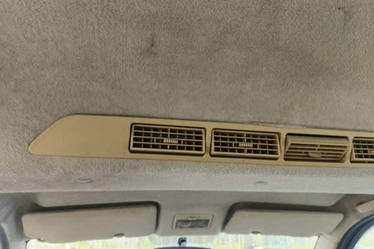 Used CHANGAN KAICHENG Ounuo S 2012 1.3L Base Version Headliner