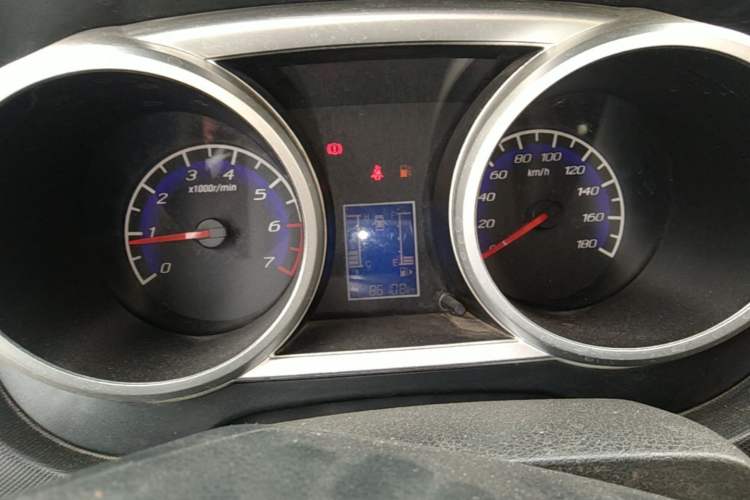 Used CHANGAN KAICHENG Ounuo S 2012 1.3L Base Version Instrument Cluster
