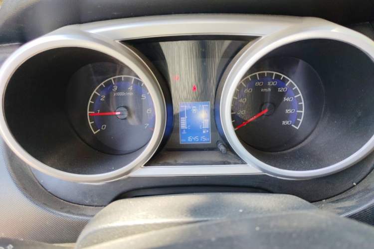 Used CHANGAN KAICHENG Ounuo S 2012 1.3L Base Version Instrument Cluster