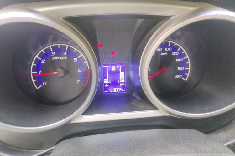 Used CHANGAN KAICHENG Ounuo S 2012 1.3L Base Version Instrument Cluster