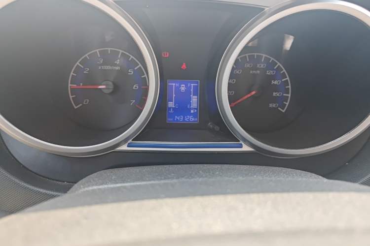 Used CHANGAN KAICHENG Ounuo S 2012 1.5L Elite Version Odometer Close Up